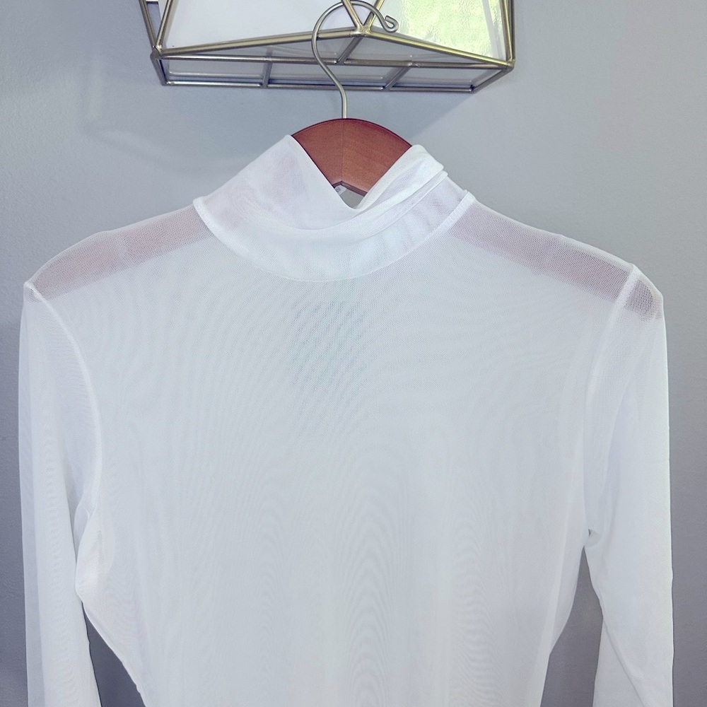XS, Bodies of Water Coverup - White | Long Sleeve | NWT | Fashion Nova - Picture 5 of 6